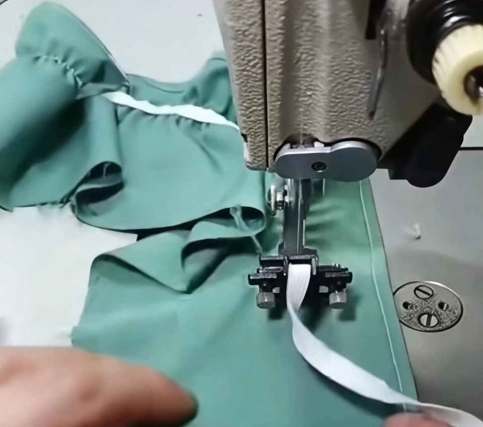 Industrial Sewing Machine Pres - огляд і ціна Sewing Machine Fabric