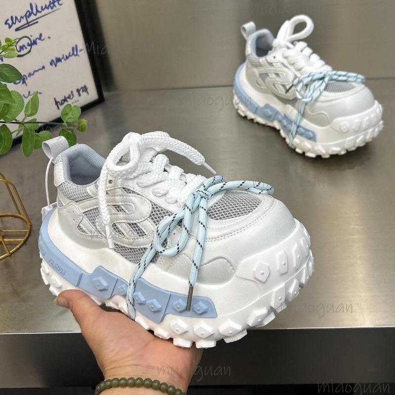 Women's Chunky Platform Dad Sn - огляд і ціна Sewing Garment