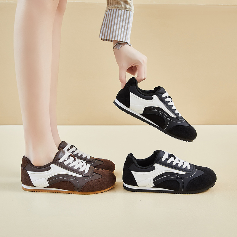 Women's leather sports shoes,  - огляд і ціна Sewing Cotton